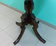 Обеденный круглый деревянный стол D 70